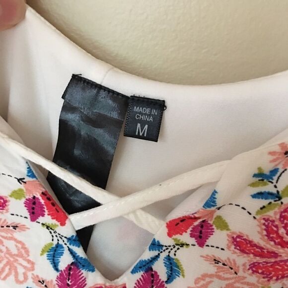 White & floral boho ruffle summer dress | M - Picture 6 of 7